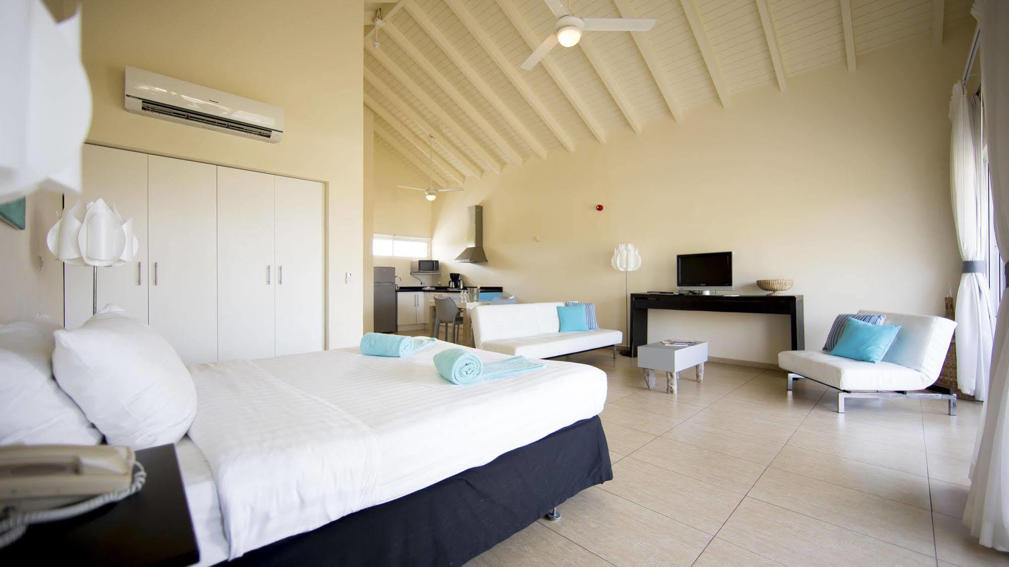 Dolphin Suites & Wellness Curacao Willemstad Exterior foto