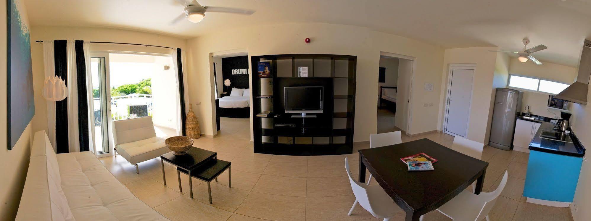 Dolphin Suites & Wellness Curacao Willemstad Habitación foto